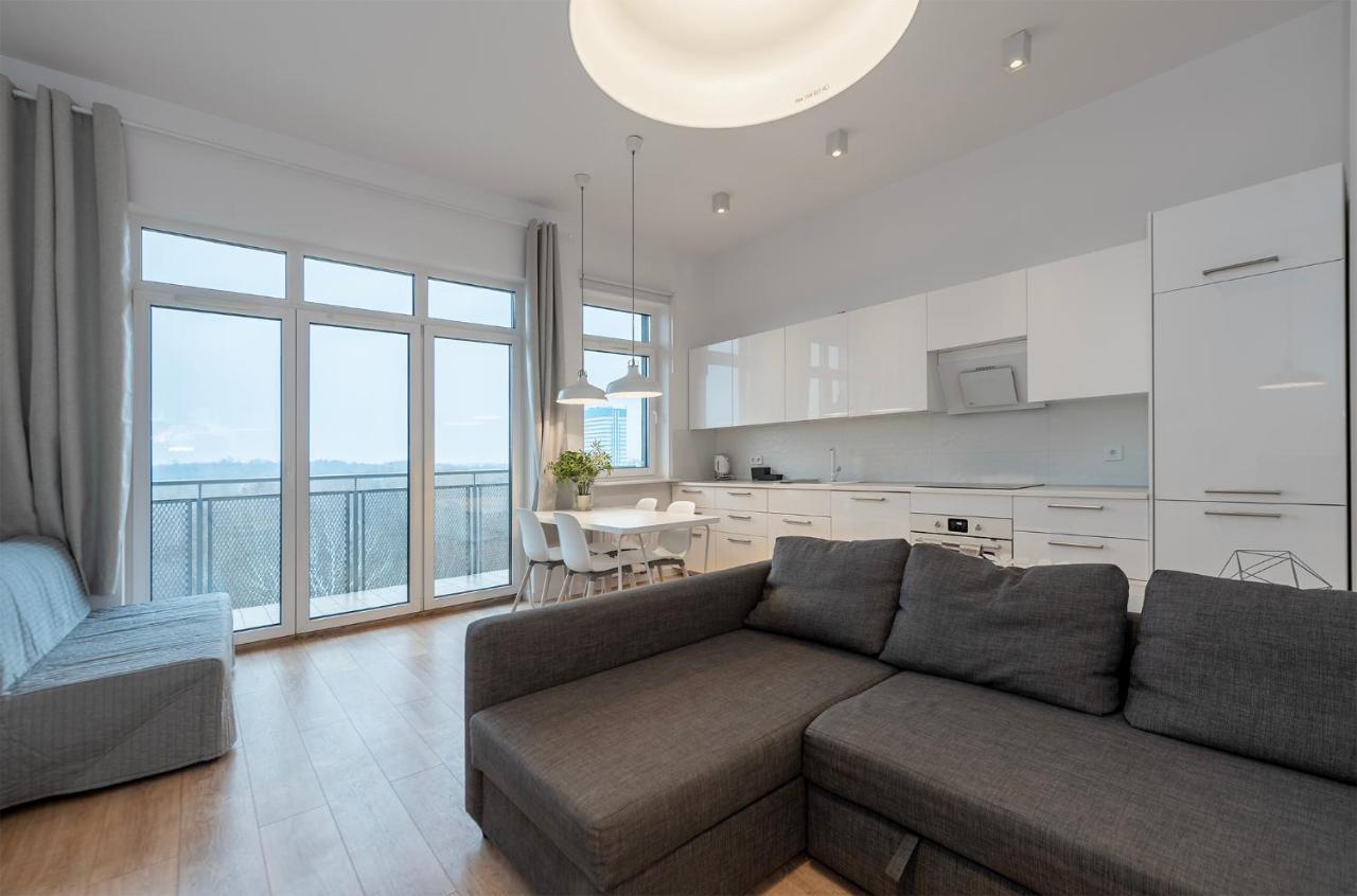 Ferienwohnung Penthouse With A View Of Lodz & Free Parking Exterior foto